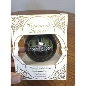 House of‎ Blues Treasured Scenes Limited Edition Rock N Roll Christmas Ornament